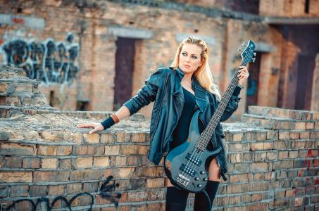 施冬驁HQ78FX1C相關圖片